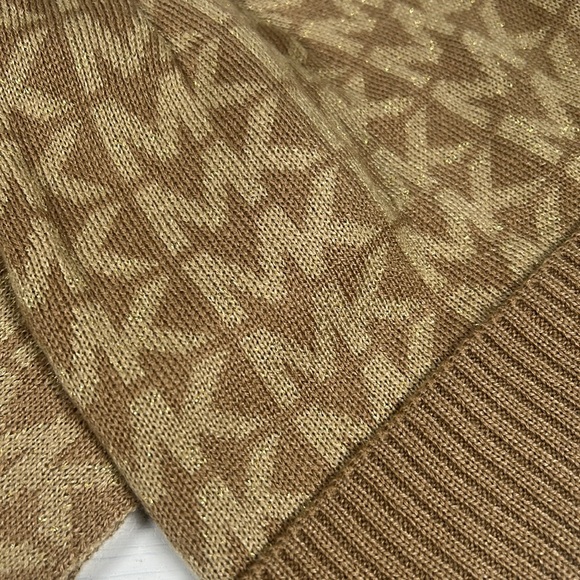 Michael Kors Tan Knit Hat and Scarf Set - Picture 7 of 10